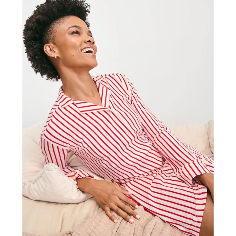 Hanna Andersson Long Sleeve HannahSoft Nightshirt Red White Striped Size M
